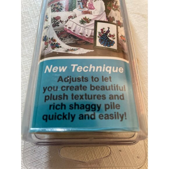 Easy Punch Automatic Embroidery Machine For Beautiful Plush Textures & Rich Shag - Picture 9 of 11